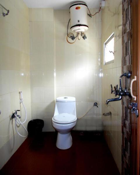 Hotel Executive Inn Hailakandi Habitación foto
